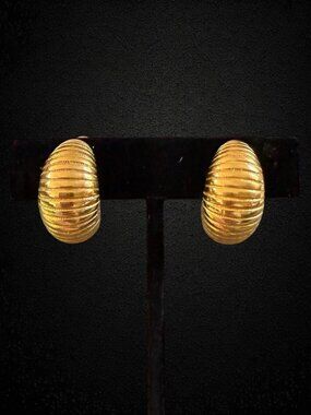 Vintage Monet Gold Dome Clip Earrings Ribbed Textured Bold Classic Retro 80s 90s
